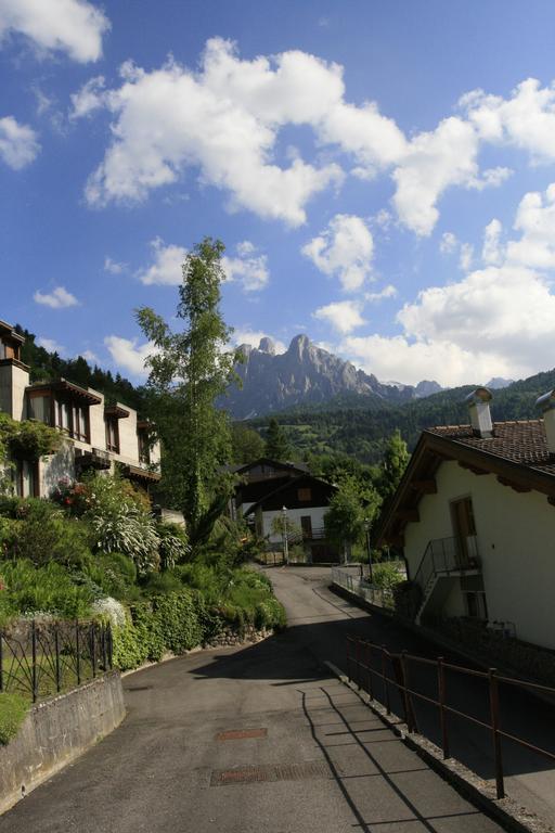 Minavill La Casa Sulle Dolomiti Bed and Breakfast Fiera Di Primiero Eksteriør billede
